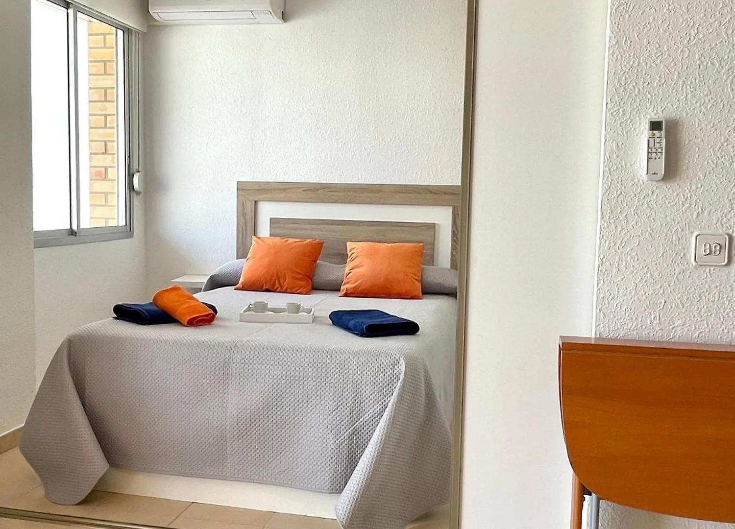 アパート Apartbeach Adriatico 518 Vistas Playa Y Climatizado ラ・ピネーダ